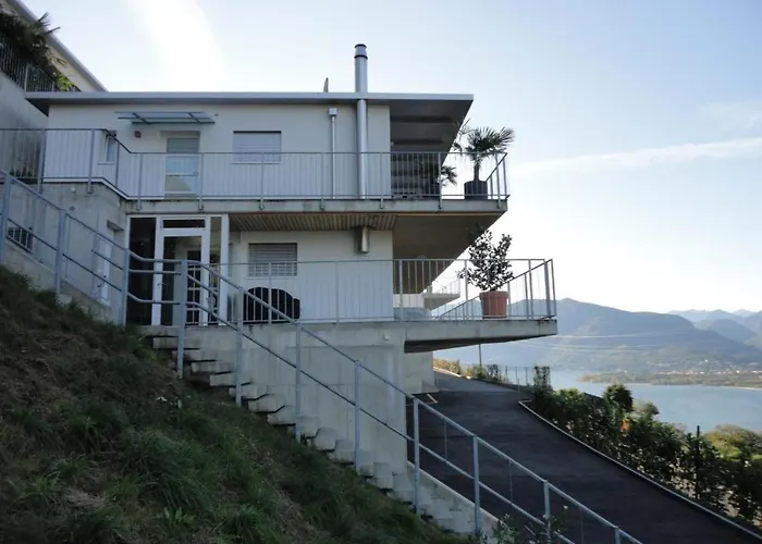 An Traumlage Mit Tessinerflair By Interhome Apartmán